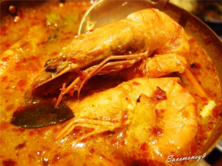 Nara Thai Cuisine台中中友店|連續多年榮獲最佳泰國料理餐廳,4人套餐很推喔! - 達人Emily的播報台