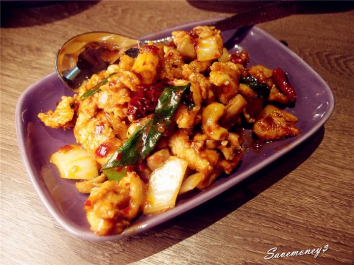 Nara Thai Cuisine台中中友店|連續多年榮獲最佳泰國料理餐廳,4人套餐很推喔! - 達人Emily的播報台