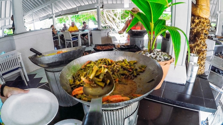 8分鐘帶你入住馬爾地夫度假島水上屋!超高CP值全包式度假村飯店推薦攻略|馬爾地夫 EP 17|度假島 Adaaran Club Rannalhi|旅行,路上。