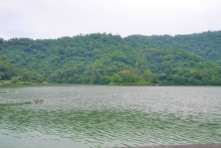 【宜蘭冬山鄉 | 餐廳】縈繞著異國氛圍的築夢木屋✈飛行碼頭 DUCK DOCK