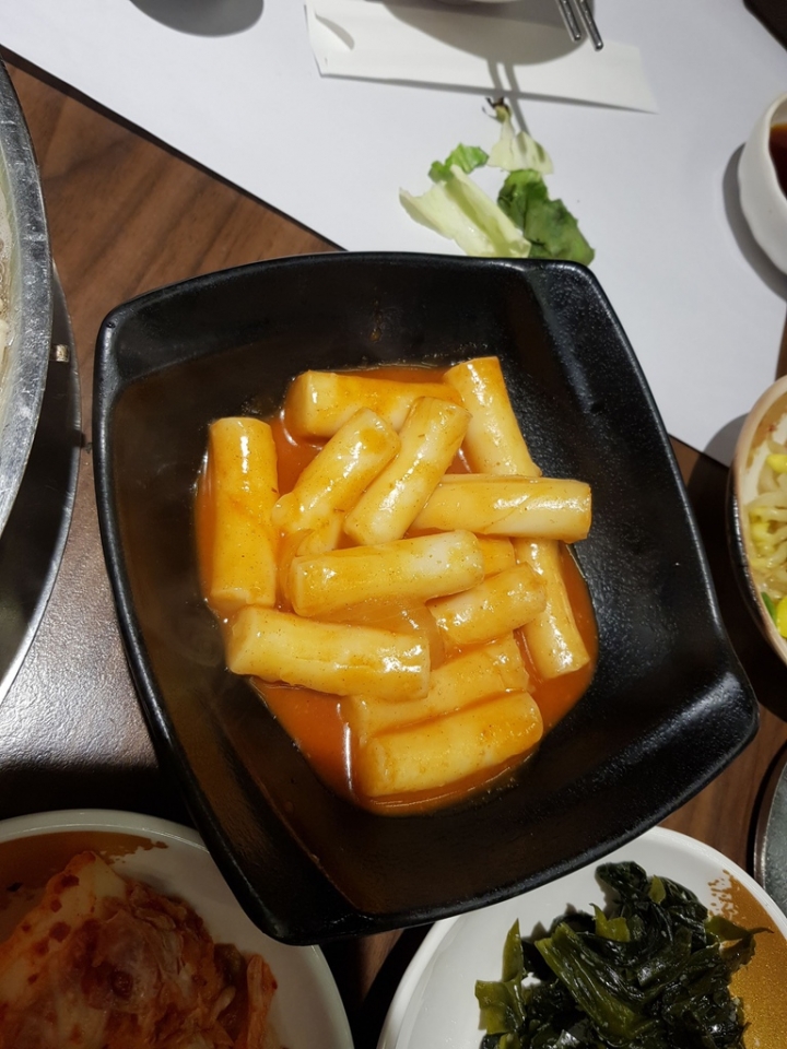 苗栗縣頭份市 尚順美食廣場/君樂飯店2F [錦山郡韓國燒肉/韓式料理] 海鮮煎餅 人參雞湯 銅盤烤肉 石鍋拌飯 2019食記