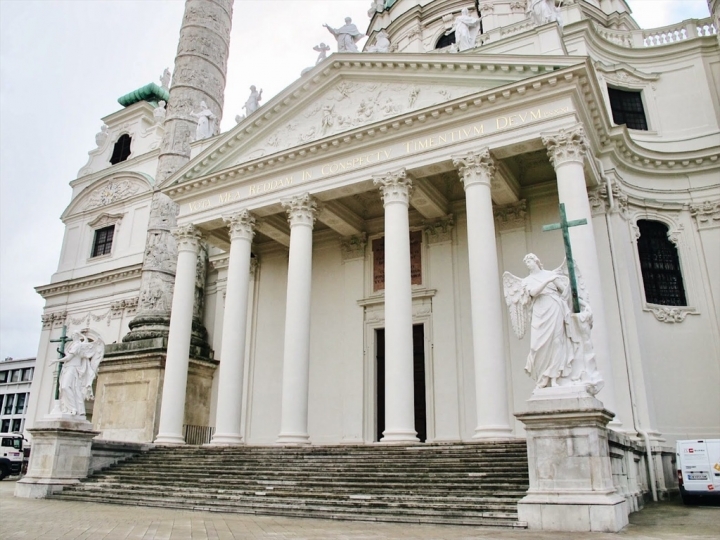 【Wien．走跳】維也納市區景點百水公寓、聖史蒂芬教堂、霍夫堡與卡爾教堂