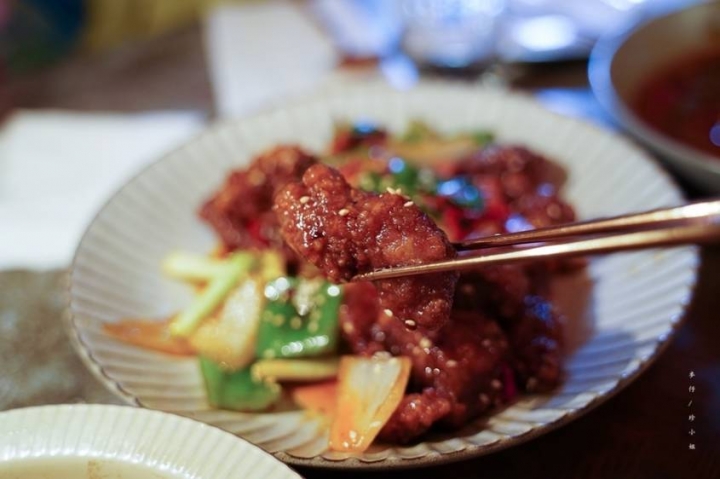 麥仔食~台北｜老位川酒old seat restaurant cafe 川酒&咖啡｜椒麻帶勁川菜結合時尚調酒截然不同風格｜捷運忠孝復興美食 @麥仔の生活日記