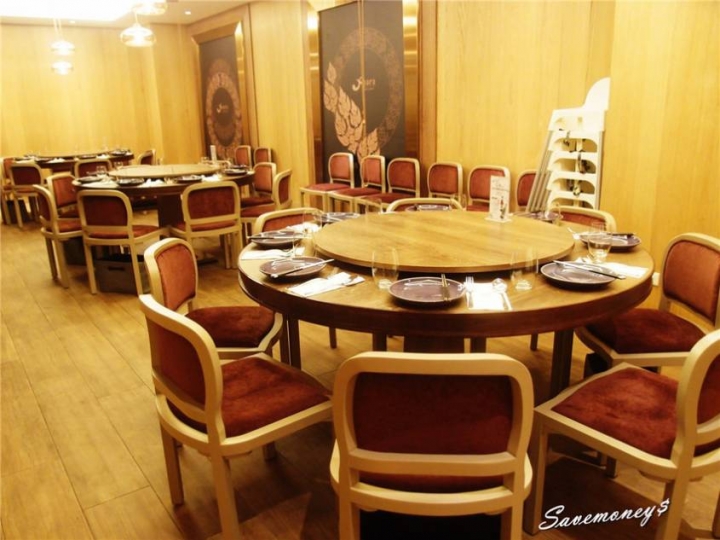 Nara Thai Cuisine台中中友店|連續多年榮獲最佳泰國料理餐廳,4人套餐很推喔! - 達人Emily的播報台