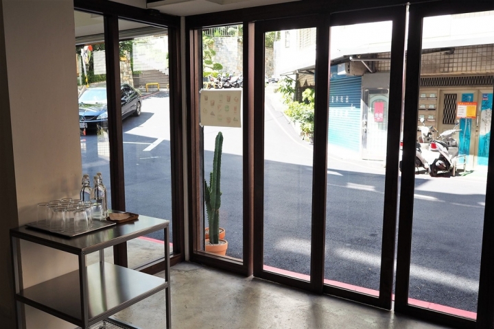 【新北淡水 | 甜點】小坡上的素淨甜點屋▹山波 Simple