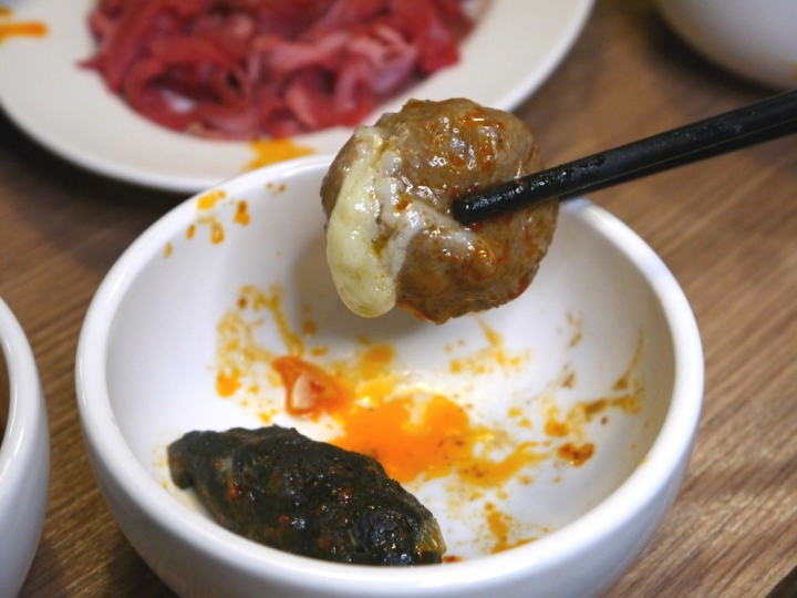 【台北市 內湖區/捷運葫洲站】川老爺麻辣鍋-火鍋熱炒通通有，溫體牛買一送一超划算