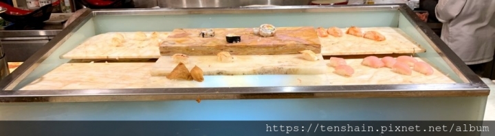 [高雄美食]林皇宮森林百匯~滿漢全席也不過如此吧:)