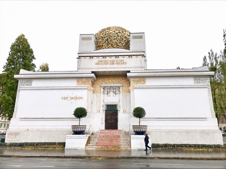 【Wien．走跳】維也納市區景點百水公寓、聖史蒂芬教堂、霍夫堡與卡爾教堂