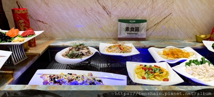 [高雄美食]林皇宮森林百匯~滿漢全席也不過如此吧:)