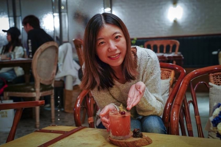 麥仔食~台北｜老位川酒old seat restaurant cafe 川酒&咖啡｜椒麻帶勁川菜結合時尚調酒截然不同風格｜捷運忠孝復興美食 @麥仔の生活日記