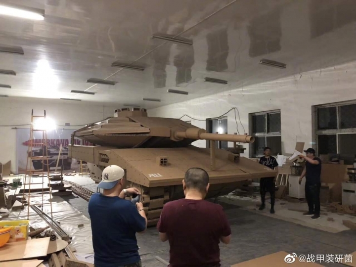帥～大陸軍迷用紙板自製以色列梅卡瓦主戰坦克