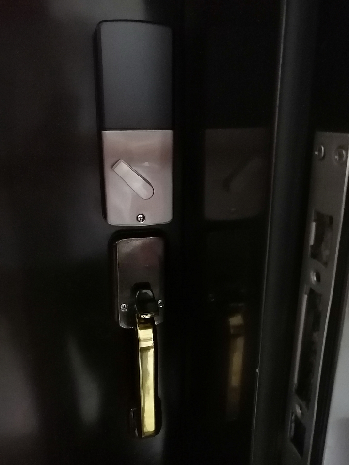 兩道門安裝電子鎖(EZSET PL2S0S10-RF + LOKIN 6611)的評估歷程