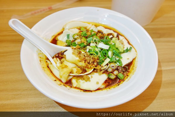 台中東區大里．手工現沖四川豆腐腦手作甜水麵@成都日嚐四川小吃