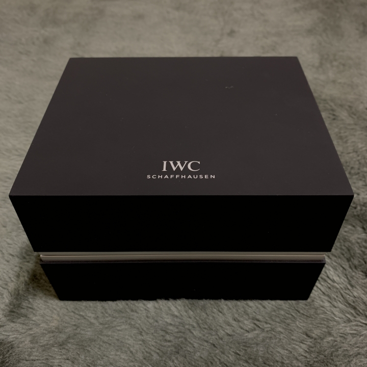 [開箱] 人生第一支機械錶 - IWC 小王子 IW377714