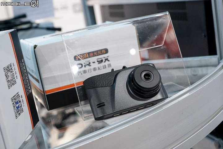 【2019台北機車展】ITALJET 來台！Gogoro 2 改裝燈具登場！機車產業展成車與配件看這篇！