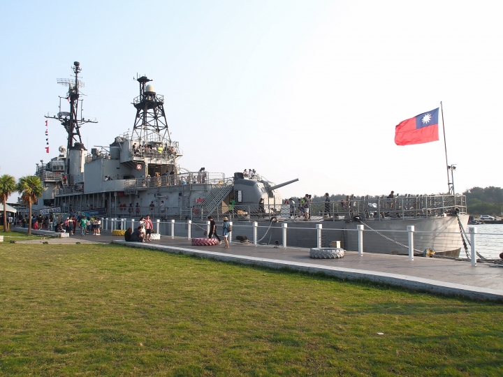 臺南市 安平區 定情碼頭-德陽艦園區 — 全臺唯一軍艦博物館
