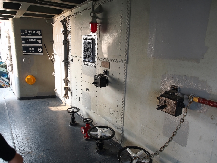 臺南市 安平區 定情碼頭-德陽艦園區 — 全臺唯一軍艦博物館