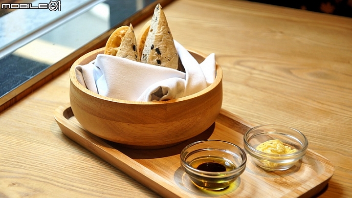 如沐法式春風，Timber Bistro & Wine - 藏薪法餐酒館
