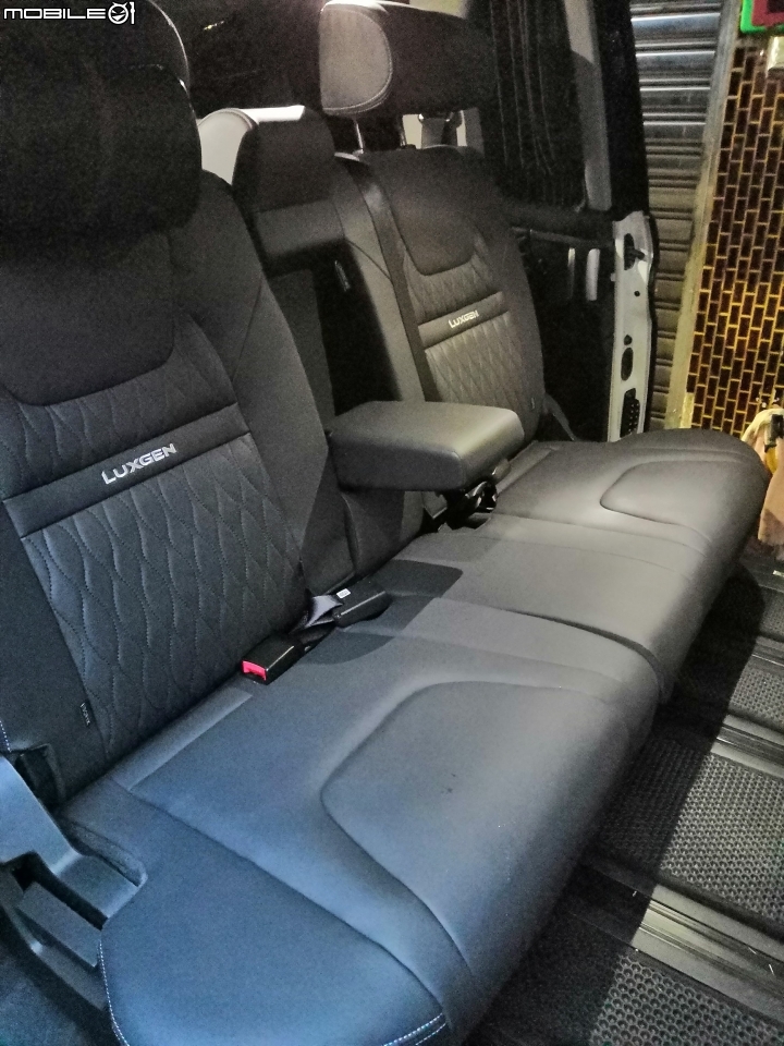 2019 M7 ECO 雅智款+ Carlife車簾/隔熱紙 - 小小開箱