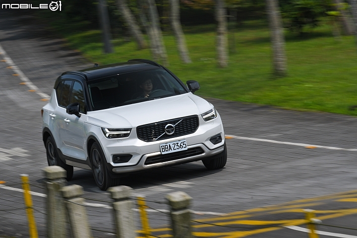 2019年式Volvo XC40 T4 R-Design 動感裝扮更顯魅力！