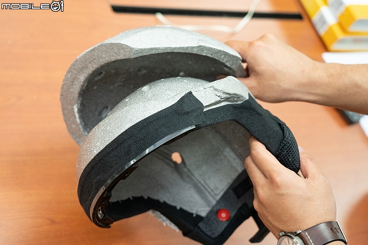 破解對國產帽的迷思！SOL HELMETS 安全帽撞擊測試實驗室、生產線參訪