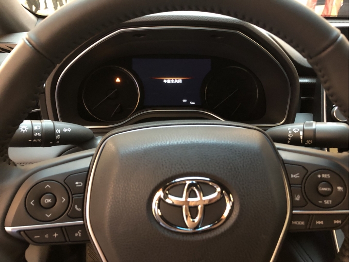 中國TOYOTA CAMRY姊妹車亞洲龍