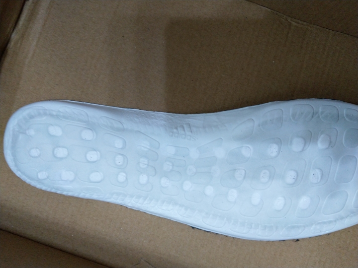 Ultraboost 4.0 triple black求驗