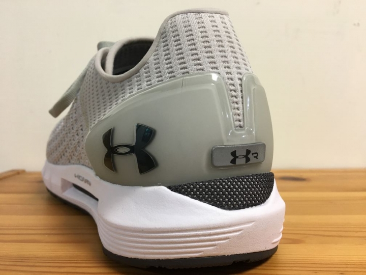【分享】Under Armour HOVR SONIC 實穿體驗