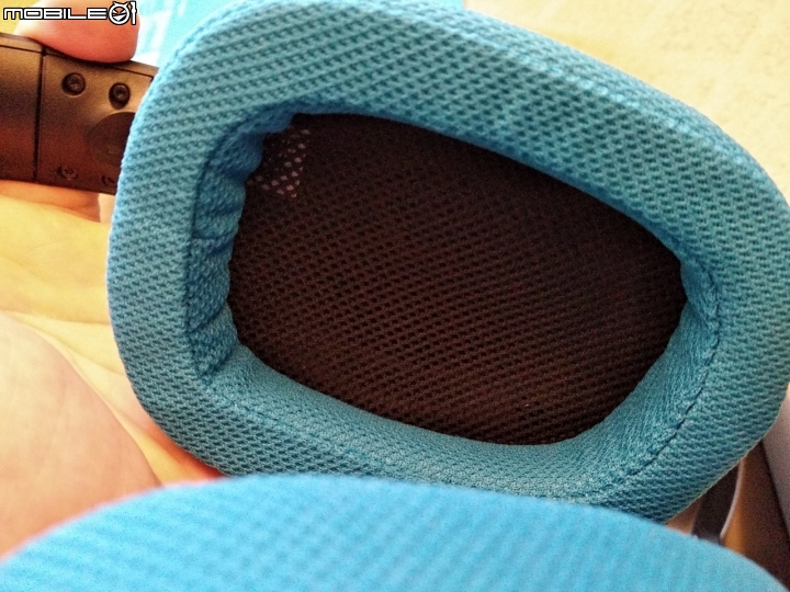 Logitech G233與ACASE耳機架 簡單分享