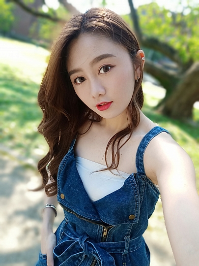 realme 3小試 平價機打電量不稀奇、看點在超級夜景！