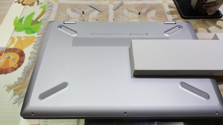 HP 筆電開箱文 13-an0016TU