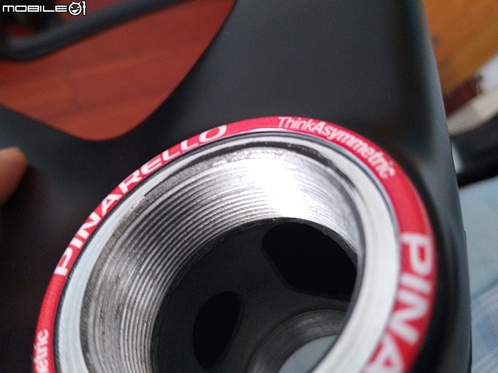 请帮忙看看我新买的pinarello dogma f10的问题
