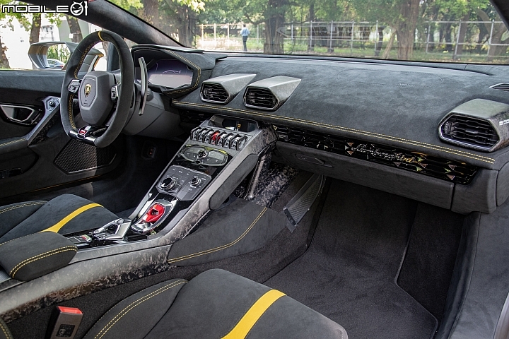 Lamborghini Huracan Performante試駕：突破天際難以比擬的熱血境界