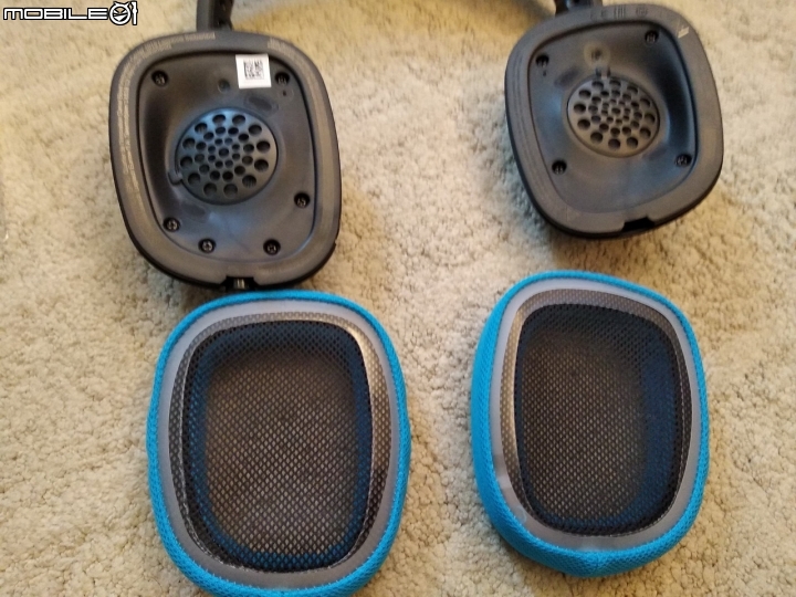 Logitech G233與ACASE耳機架 簡單分享