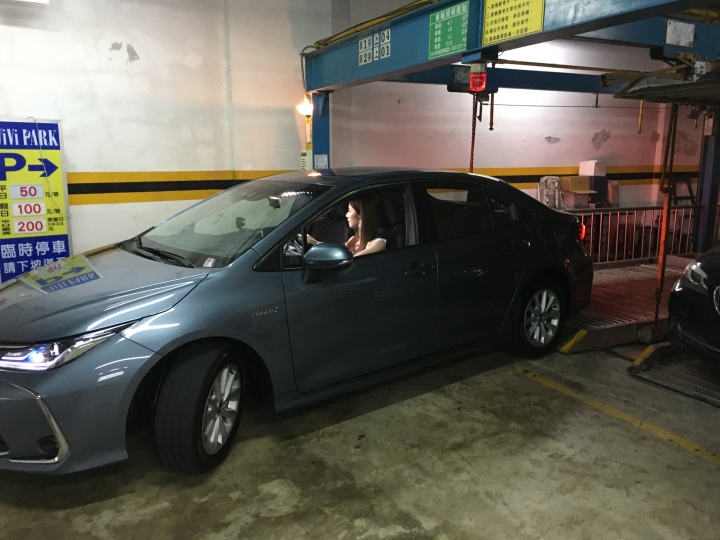 點我看大圖 神車的後裔,全新改款ALTIS HYBRID一日車迷活動分享