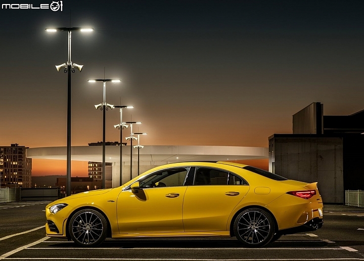 【海外新訊】Mercedes AMG CLA 35全新登場,306匹最大馬力、百公里加速4.9秒達成