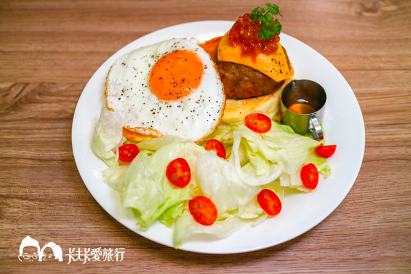 【宜蘭美食】JuJu Land Cafe篤行二村日式厚燒鬆餅｜必點家傳獅子頭鬆餅和抹茶紅豆下午茶甜點咖啡