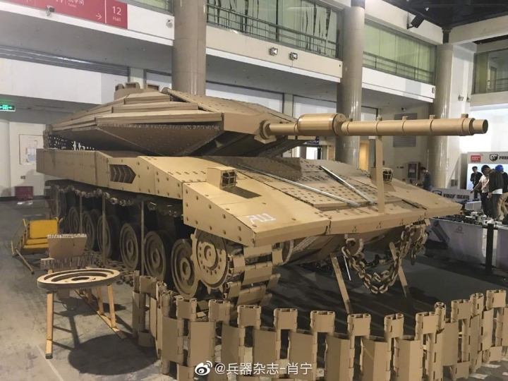 帥～大陸軍迷用紙板自製以色列梅卡瓦主戰坦克