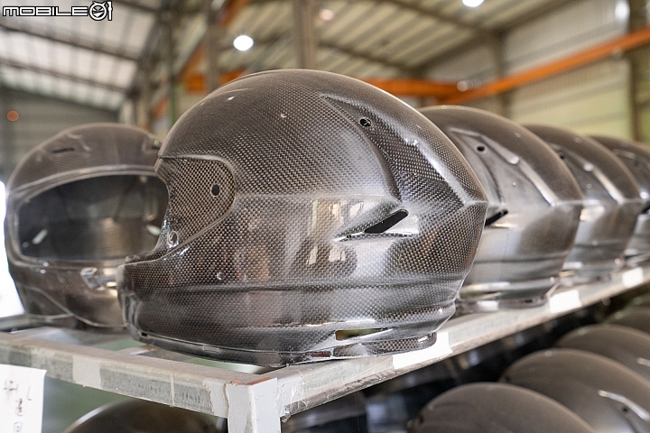 破解對國產帽的迷思！SOL HELMETS 安全帽撞擊測試實驗室、生產線參訪
