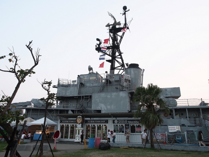 臺南市 安平區 定情碼頭-德陽艦園區 — 全臺唯一軍艦博物館