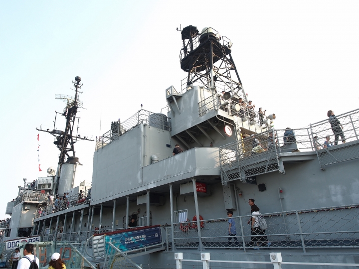 臺南市 安平區 定情碼頭-德陽艦園區 — 全臺唯一軍艦博物館