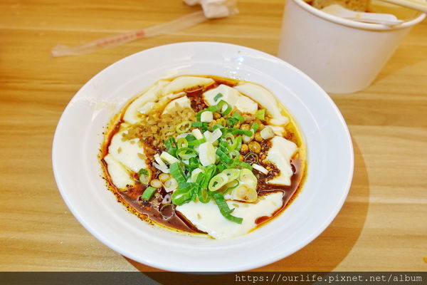 台中東區大里．手工現沖四川豆腐腦手作甜水麵@成都日嚐四川小吃