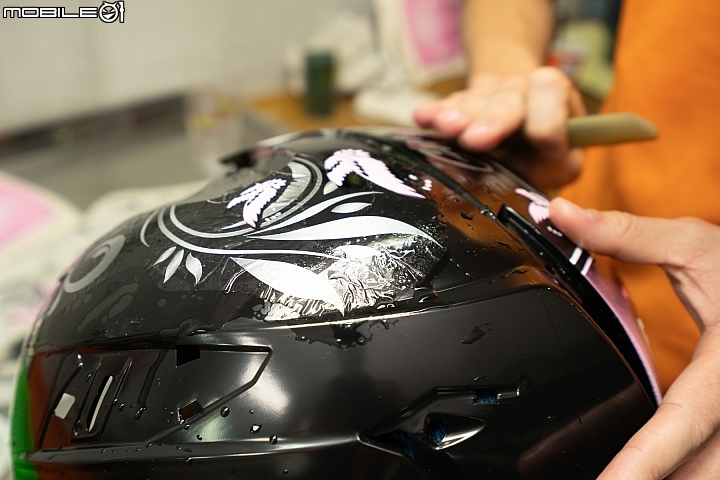 破解對國產帽的迷思！SOL HELMETS 安全帽撞擊測試實驗室、生產線參訪