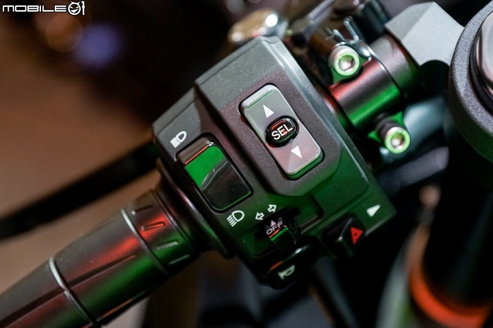 【採訪】再登場兩款新車!Kawasaki 台崎重車 W800 Café、Z400 與 Z900RS Café、ZX-6R 636 澎湖正式發表!