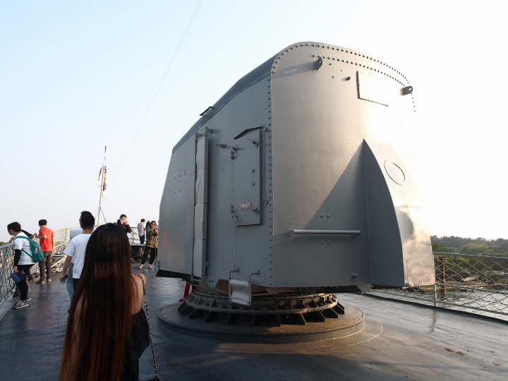 臺南市 安平區 定情碼頭-德陽艦園區 — 全臺唯一軍艦博物館