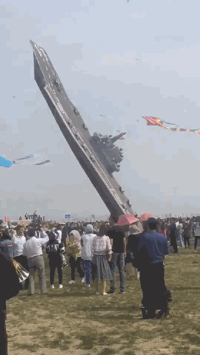 “中国首艘国产航母”试飞成功！