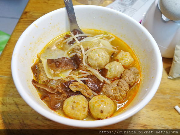 台中東區大里．手工現沖四川豆腐腦手作甜水麵@成都日嚐四川小吃