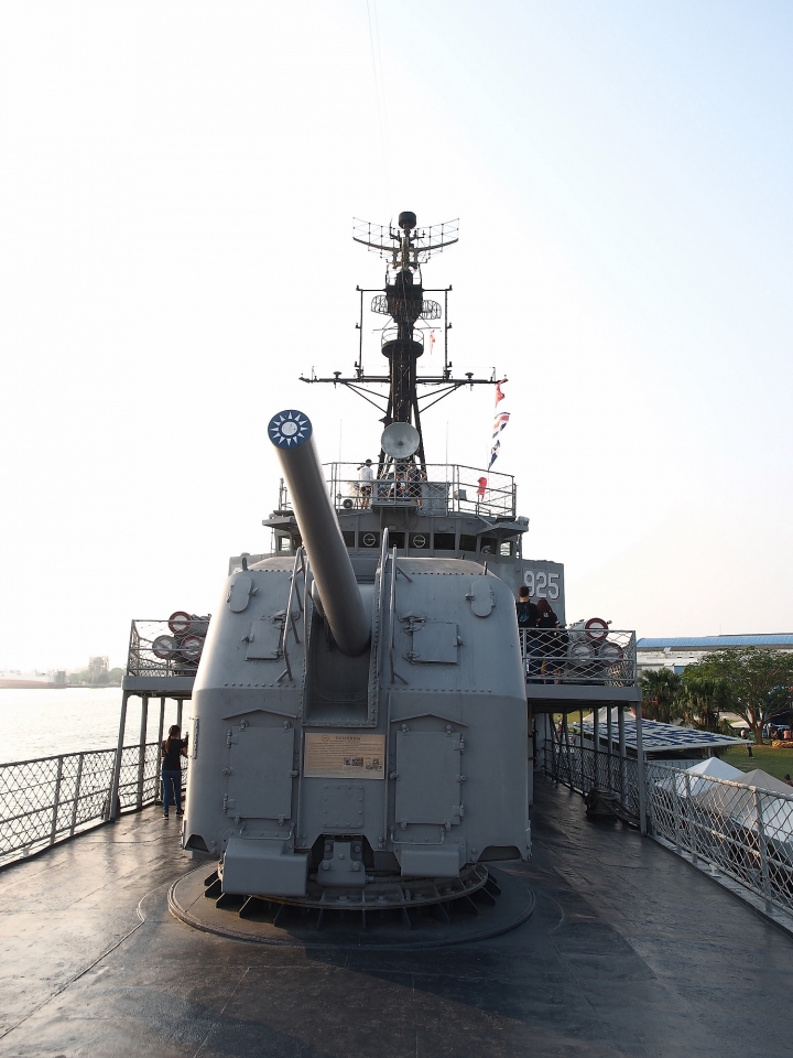 臺南市 安平區 定情碼頭-德陽艦園區 — 全臺唯一軍艦博物館