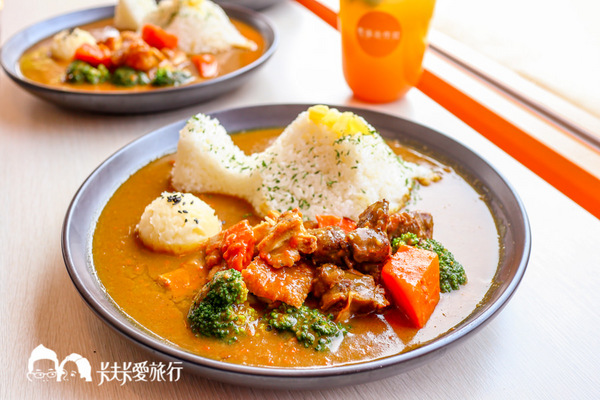 宜蘭美食-秀福合作社｜龜山島造型咖哩飯！午茶甜點幸福轉運站幾米公園旁