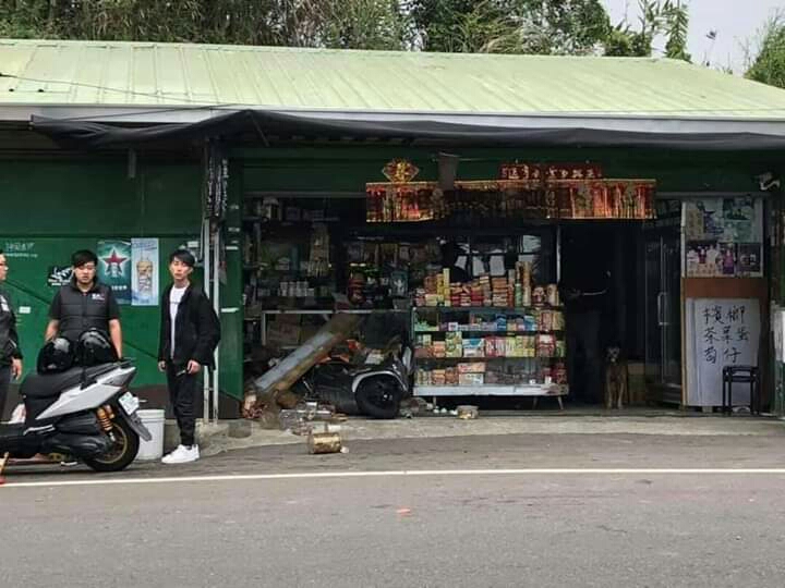 [賀🎉成交]大埔阿嬤👵竟然被21歲彎道情人硬幹凸進去了